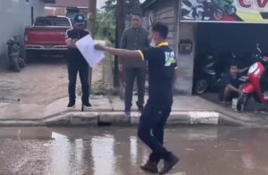 Kebocoran Pipa Jalan H.A.R.M Ayoeb Belom Dapat Dilakukan Perbaikan, Ini Alasannya