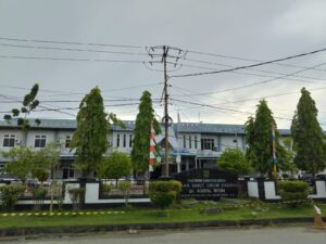 Raih Akreditasi Paripurna Bintang Lima, Syarifatul Apresiasi Direktur RSUD Abdul Rivai