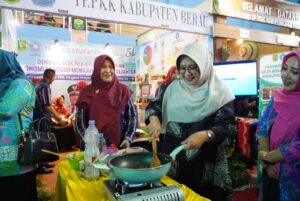 Promosikan Produk UP2K di Ikuti HKG PKK ke 51 Tingkat Kaltim di Kukar