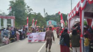 Peserta Pawai Teluk Bayur Antusias, Diharapkan Kedepannya Lebih Meria
