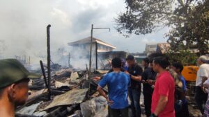 Si Jago Merah Kembali Melahap Belasan Rumah di Jalan Mulawarman