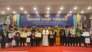 Hadiri Wisuda UM Berau, Bupati Berharap Sarjana Baru Mampu Melihat Peluang Usaha