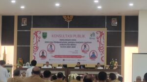 Buka Forum Konsultasi Publik RPJPD, Sri Mengajak Seluruh Pihak Berperan Aktif