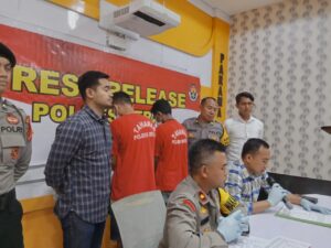 Polres Berau Berhasil Mengamankan Dua Tersangka Kasus Penyalahgunaan BBM