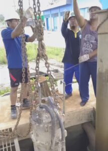 Tekanan Mengalami Gangguan, Direktur Perumda Air Minum Batiwakkal Berau Tinjau Lokasi