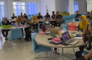 Direktur Perumda Air Minum Batiwakkal Berau Apresiasi Kinerja Karyawan