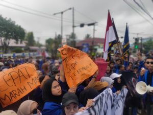 Ratusan Mahasiswa UMB gelar aksi unjuk rasa, PT KDC Beri Tanggapan