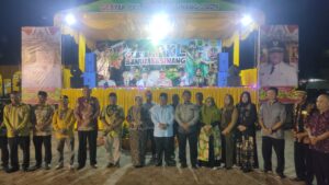 Buka Gebyar PKL Banua Basinang, Bupati Harap Dinas Terkait Bimbing UMKM