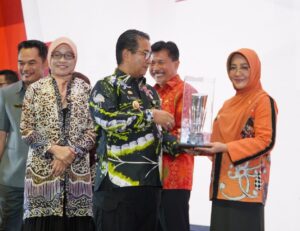 Terbaik Kedua di Kaltim, Berau Raih Penghargaan Pembangunan Daerah