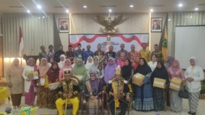 Peringati Hari Kartini, Sri: Perempuan Adalah Tiang Negara