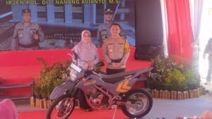 Bupati Resmikan Mako Polres Berau dan Serahkan 13 Unit Sepeda Motor