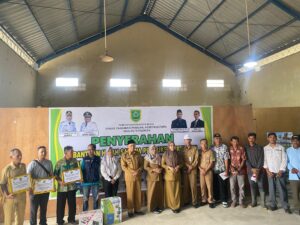 Bupati Serahkan Bantuan Untuk Petani dan Peternak Kampung Sei Benanir Bangun