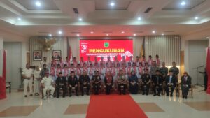 Bupati Berau Kukuhkan 33 Anggota Paskibraka Kabupaten Berau Tahun 2024