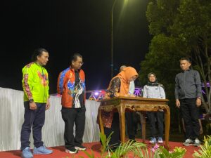PJ Gubernur dan Bupati Berau Launching Element Estetis Jembatan Sambaliung