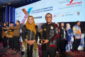 Dukung Peningkatan Ekspor, Bupati Berau Raih Penghargaan Primaniyarta 2024