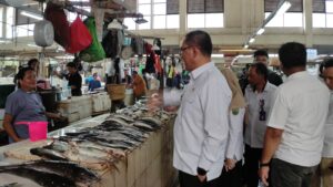 Sambangi PSAD, Pjs Bupati Berau Terima Keluhan Pedagang