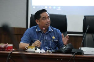 Cegah Longsor, Sakirman Apresiasi Proyek Steel Sheet Pile di Sambaliung