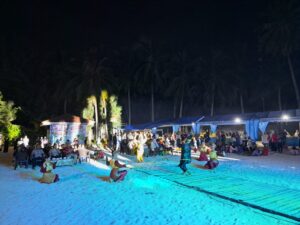 Jaka Siswanta Resmi Menutup Musik Pantai Festival di Derawan